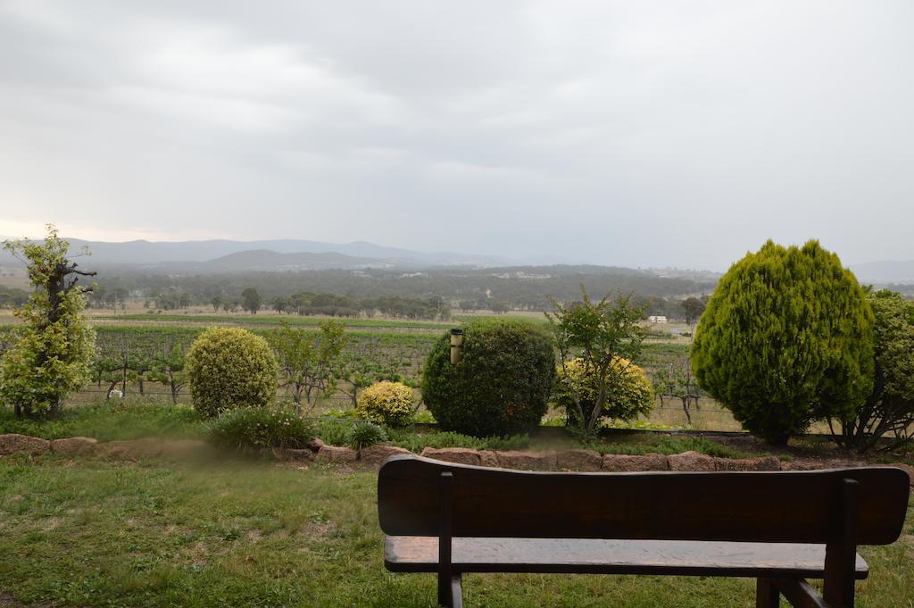 Sancerre Estate Bed & Breakfast Ballandean Exterior photo